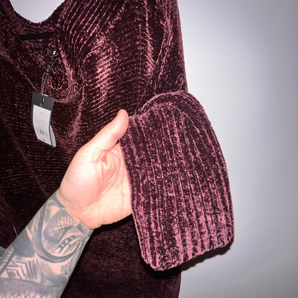 DYNAMITE BURGUNDY CHENILLE SWEATER NWT - Picture 9 of 9